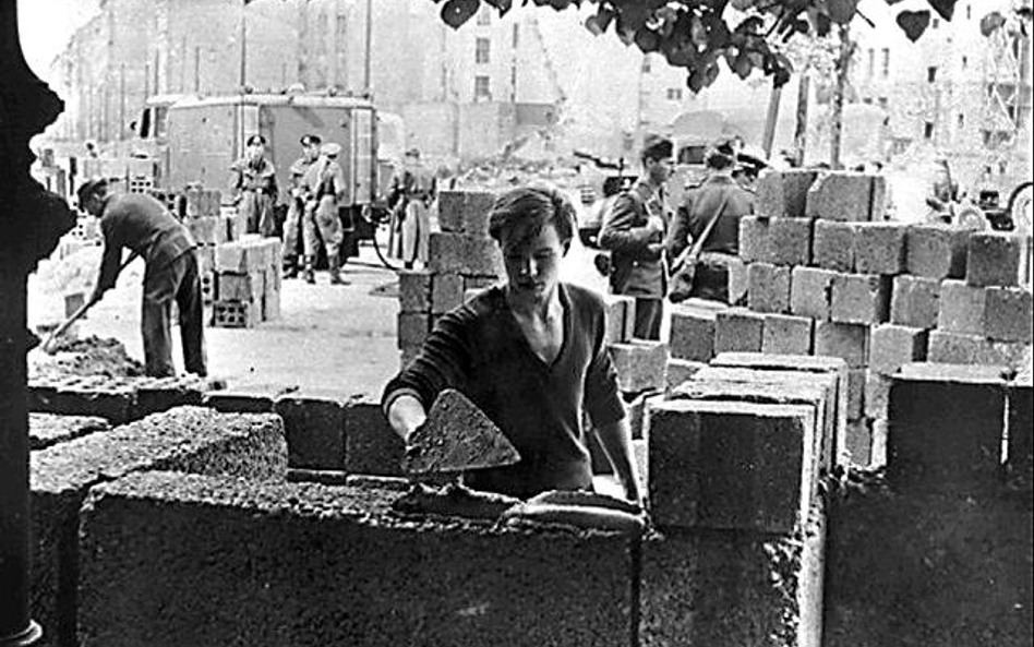 W sierpniu 1961 r. decyzja o budowie muru zszokowała świat