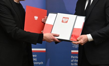 Wręczenie aktu obywatelstwa