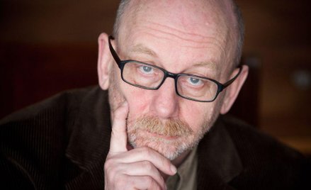 Tusk myśli tylko o pieniądzach