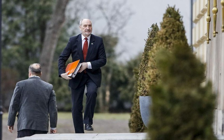 Program budowy „Kolumn Niepodległości" zagrożony