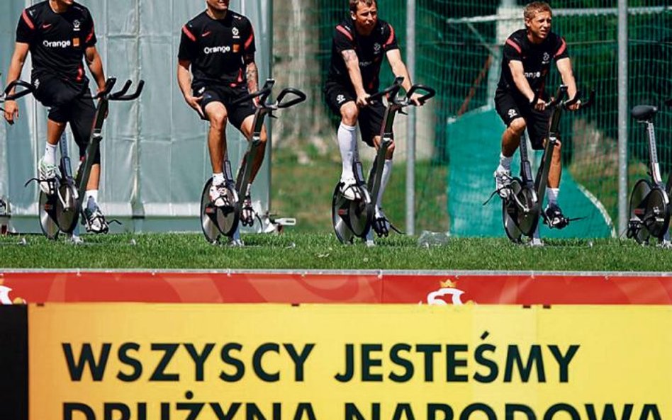 Na treningu w Lienzu. Od lewej: Boenisch, Wasilewski, Wawrzyniak i Murawski