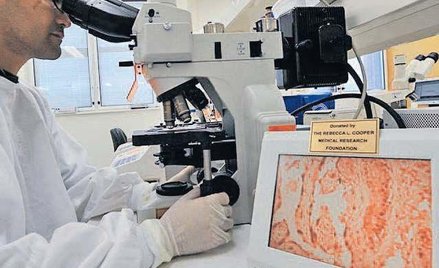 Badania wirusa A-H1N1 prowadzą zamknięte laboratoria