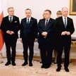 Prezydent Andrzej Duda ze współpracownikami z Kancelarii