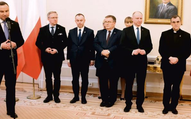 Prezydent Andrzej Duda ze współpracownikami z Kancelarii