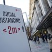 Europa odwołuje loty z Wielkiej Brytanii. Boi się nowej postaci wirusa