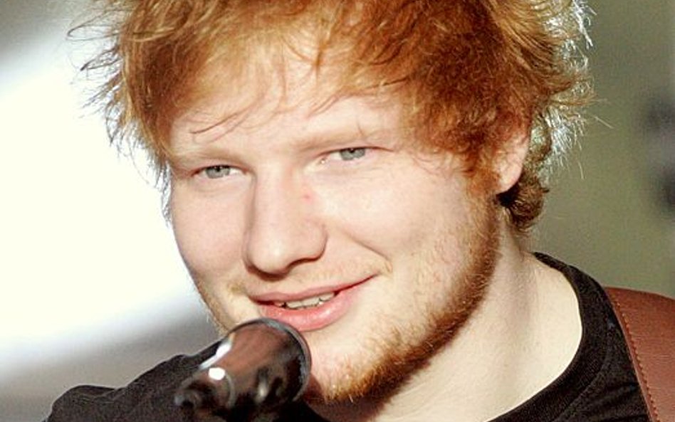 Ed Sheeran pokonał U2: Jego płyta sprzedaje się najlepiej
