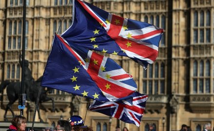 Brexit kosztuje brytyjską gospodarkę miliard dolarów tygodniowo