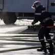 Strażacy podczas gaszenia pożaru.