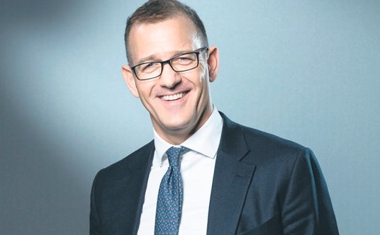 W Niemczech Daniel Křetínsky stara się kupować tanio kulejące firmy o znaczeniu systemowym