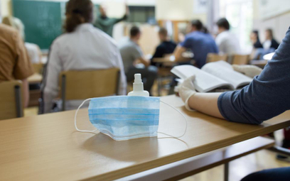 Zakażenie koronawirusem w szkole może oznaczać pozew