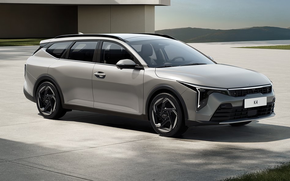 Kia K4 kombi - futurystycznie stylizowane kombi z przestronnym wnętrzem.