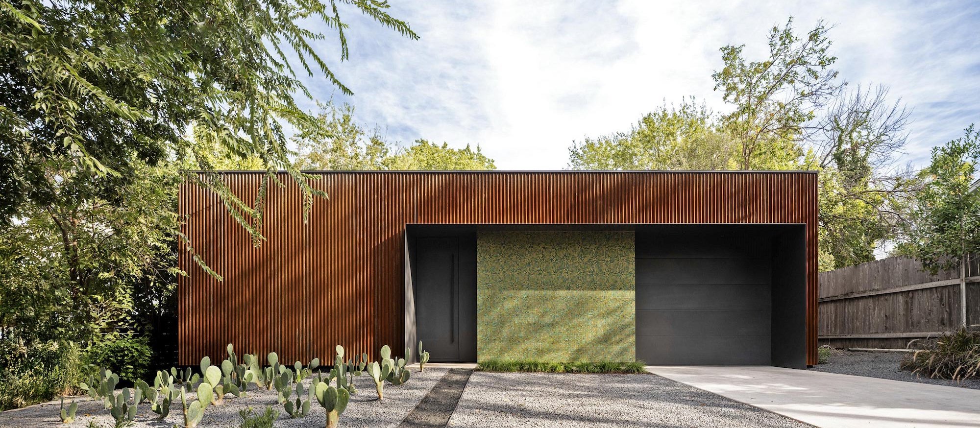 Dom bez okien, za to z miejscem na reklamę. Radykalna wizja miast przyszłości