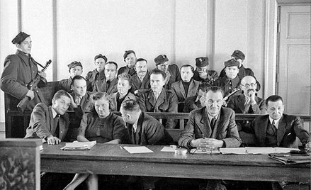 1949 – słynny stalinowski proces tzw. grupy Witolda Pileckiego, żołnierza Armii Krajowej