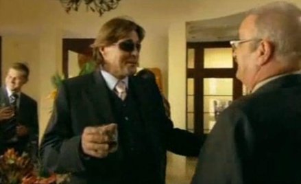 Kampania bez sporów o korupcję, Smoleńsk i afery