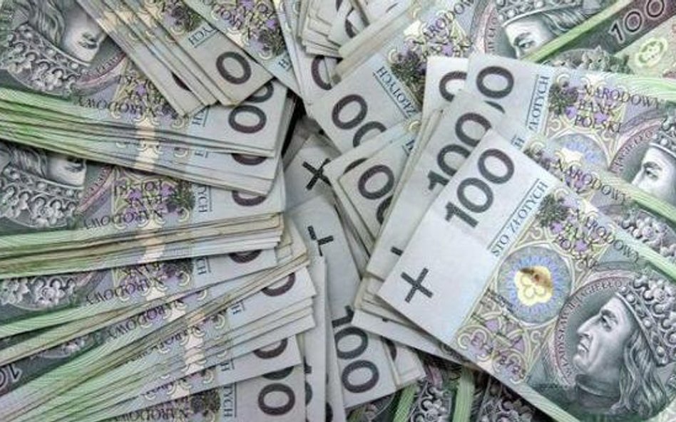 Grant Thornton: 38 proc. dużych i średnich firm planuje podwyżki płac w 2017 r.