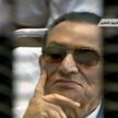Hosni Mubarak podczas swojego procesu