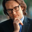 Marek Południkiewicz, szef MNI Telecom i Hyperiona, twierdzi, że działa zgodnie z prawem. Oponentów 