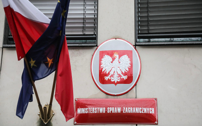 MSZ: Polska przestrzega traktatów, ale one są niżej niż konstytucja