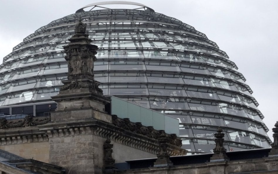 Kopuła Normana Fostera nad Reichstagiem