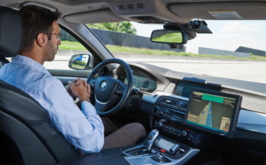 BMW i Continental spodziewają się, że po 2020 roku zostanie dopuszczony do ruchu system autonomiczne