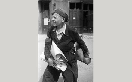 Reportażysta i fotoreporter. Autor książek poświęconych przestrzeni i architekturze To, co rzuca się