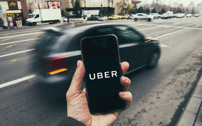 Uber i Lyft wypłacą wielomilionowe odszkodowania kierowcom