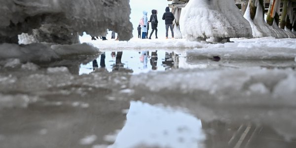 Marznące opady to dopiero początek. IMGW wydał kolejne ostrzeżenia
