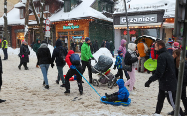 Ponad połowa Polaków planuje zimowy wyjazd. Więcej wybierze Polskę