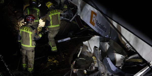 Kolejna katastrofa kolejowa w Hiszpanii. W pobliżu Barcelony wykoleił się pociąg