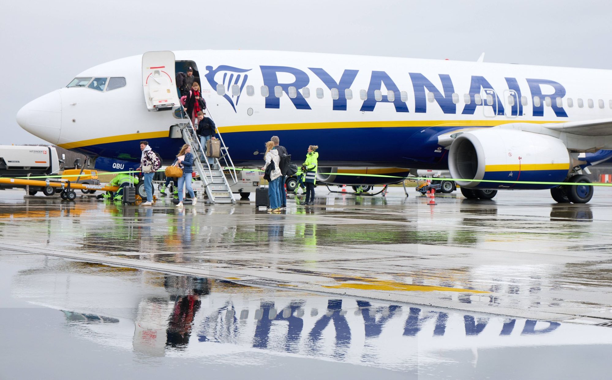 Ryanair wycofuje się z kolejnych lotnisk w Europie. Powodem rosnące opłaty lotniskowe