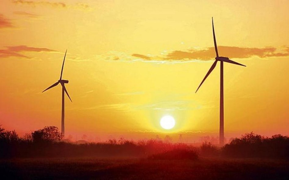 Budowa farm wiatrowych: nowelizacja w zakresie złagodzenia reguły 10h