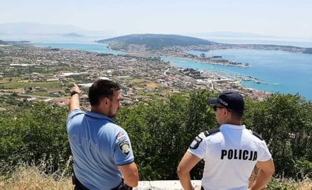 Polscy policjanci będą dołączani do patroli prowadzonych przez policjantów chorwackich, ale można si