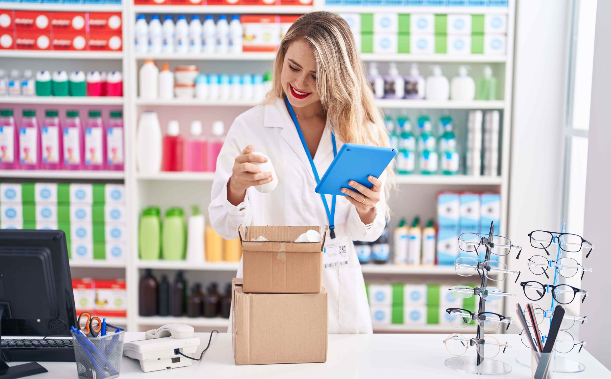 Bezpieczne przesyłki kurierskie z farmaceutykami