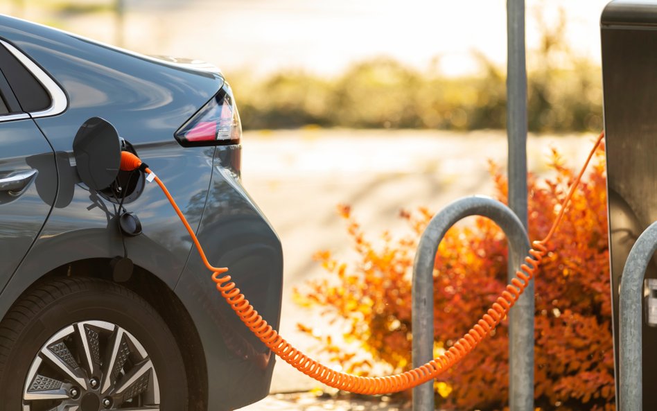 Elektryk z dopłatą tuż-tuż. Rusza program „NaszEauto”