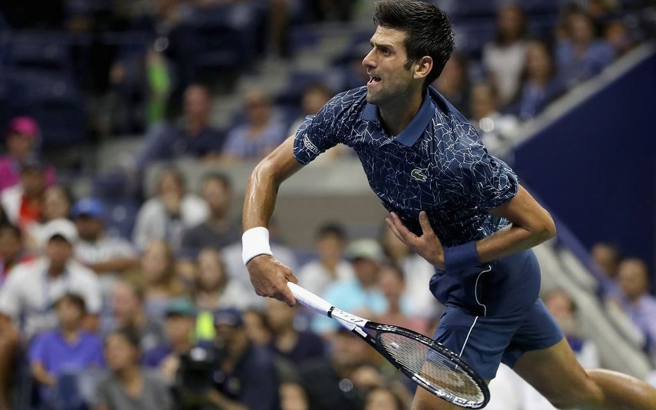 US Open: Trzy sety - i Djokovic gra dalej