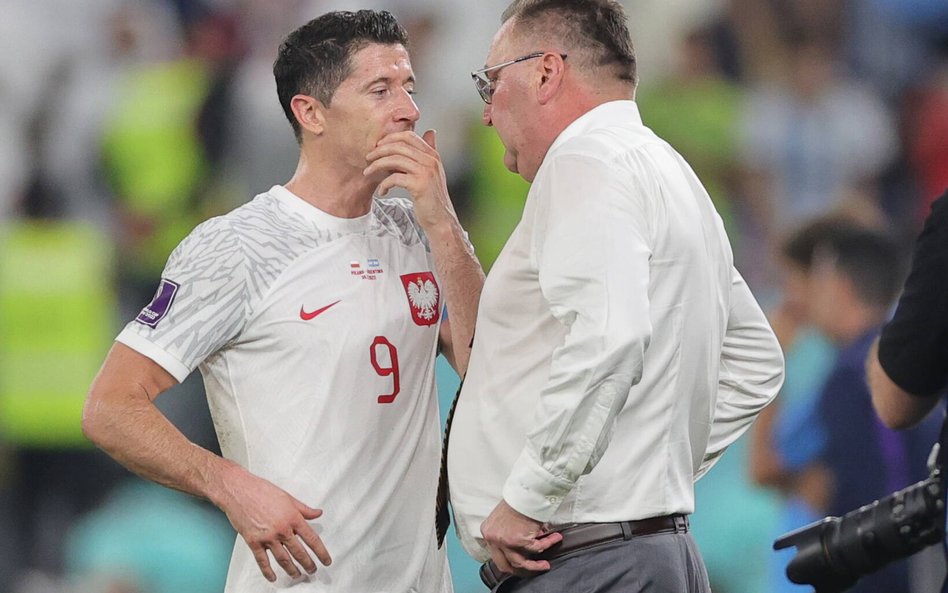 Zgrzyt między Lewandowskim i Michniewiczem. Poszło o miliony