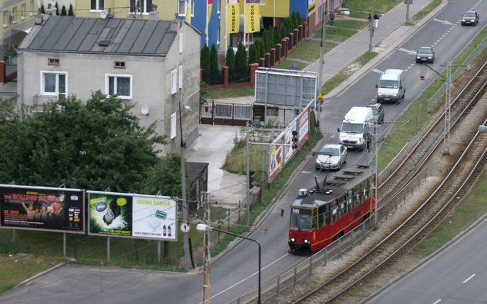 Posesja blokowała rozszerzenie ul. Powstańców Śląskich