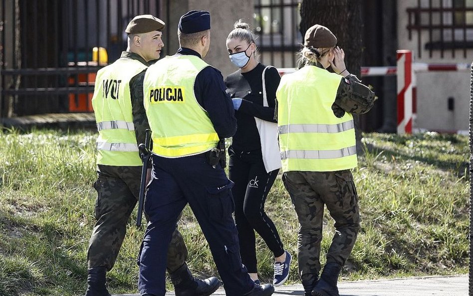 Dr Krzysztof Liedel: Strach, jaki niesie pandemia, sprzyja terrorystom