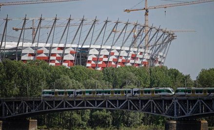 Murawa kolejnym kłopotem Narodowego