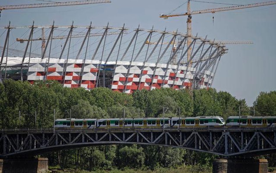 Murawa kolejnym kłopotem Narodowego