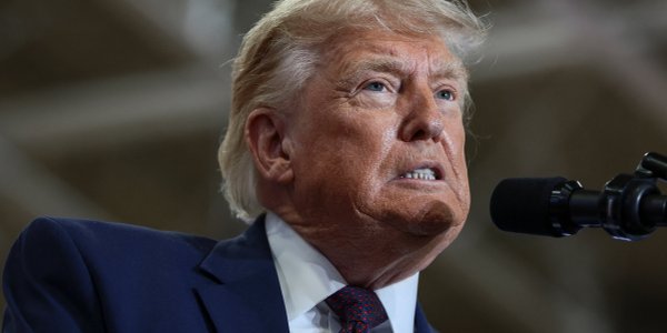 Iran zapewnia o braku opłat za ruch w Cieśninie Ormuz. Donald Trump: jeżeli to fałsz, negocjacje będą przerwane