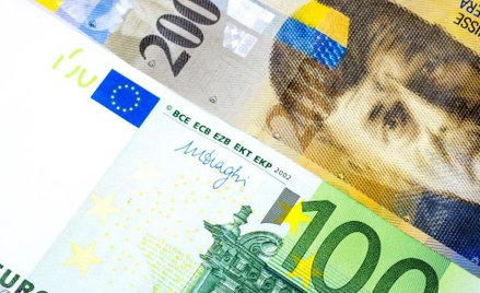 Euro równe frankowi?