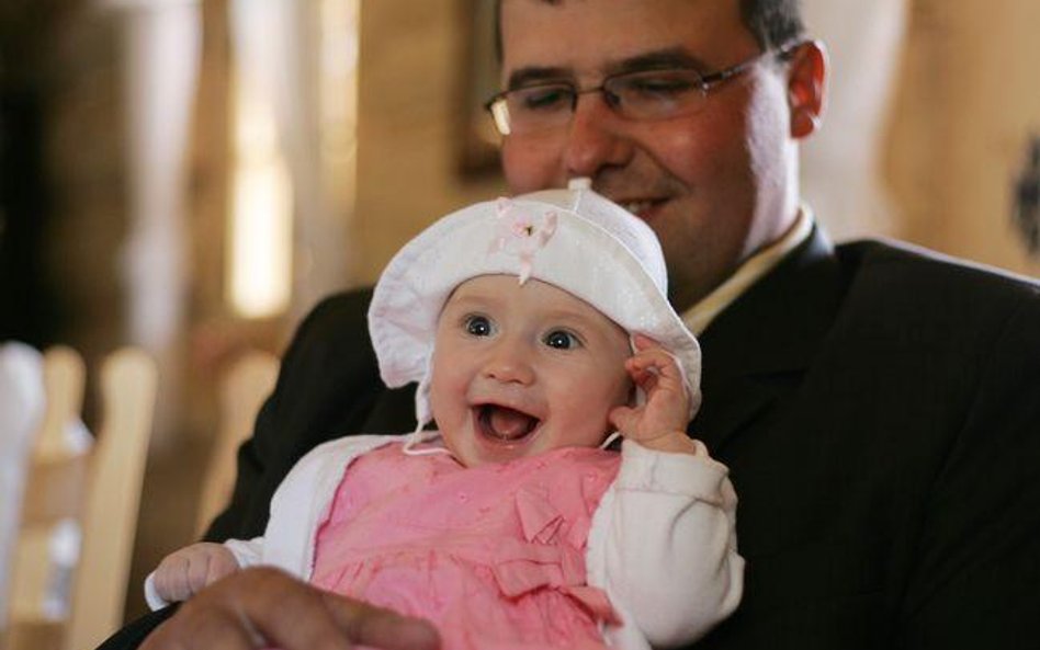 Jeśli pracownik-ojciec nie wykorzysta urlopu w ciągu roku od narodzin potomka (lub adopcji), to praw