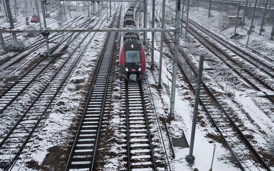 TGV przegrywają ze śniegiem