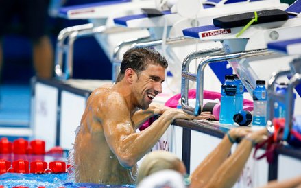 Trenuje Michael Phelps z USA