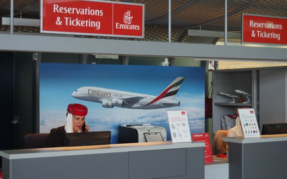 Emirates: Koniec z papierowymi kartami pokładowymi. Ale nie do USA