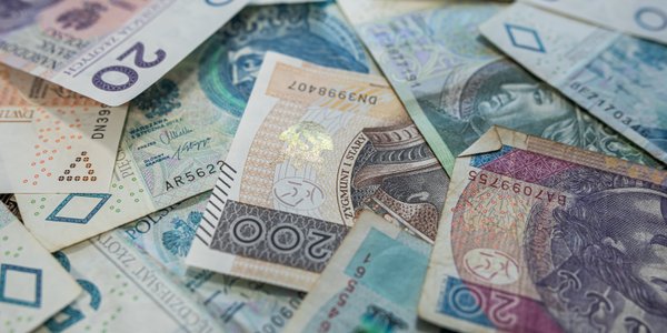 Nawet 400 zł więcej co miesiąc. Zmiany w rencie wdowiej od 2027 r.