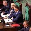 Warszawa, 27.09.2024. Marszałek Szymon Hołownia (C) na sali plenarnej Sejmu w trzecim dniu posiedzen
