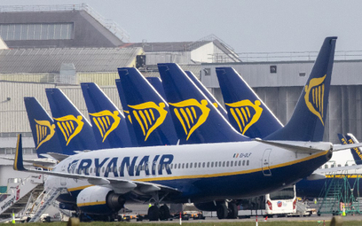 Ryanair przedłuża uziemienie samolotów