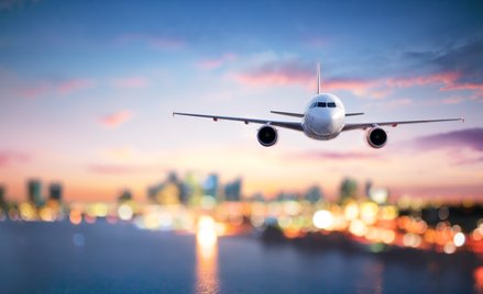 Kryzys paliwowy w europejskim lotnictwie — co naprawdę oznacza dla sektora i pasażerów